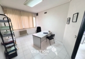 65m² offices for sale in Talavera de la Reina photo