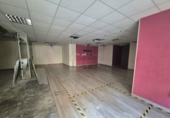 91m² commercial premises for sale in Campiello photo