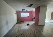 91m² commercial premises for sale in Campiello photo