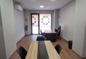 36m² commercial premises for rent in Badajoz photo