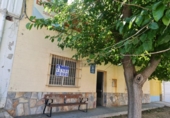 Taller en venta con 884m² en Quintanar de la Orden foto