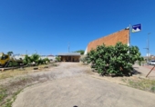 Taller en venta con 884m² en Quintanar de la Orden foto