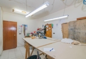 96m² locaux commerciaux pour vente à Grenade, dans le quartier de Cité Jardin, Calle Alminares del Genil photo