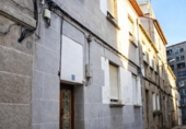 Edificio en venta con 325m² en Vigo, en la zona de Vigo, Rúa de Navarra foto