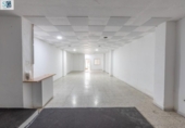Local comercial
en venda
amb 137m² a Granada, a la zona de Santa Adela, Calle Escorial García Raro foto