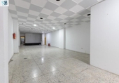 Local comercial
en venda
amb 137m² a Granada, a la zona de Santa Adela, Calle Escorial García Raro foto