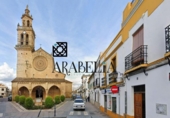 80m² bar for sale in Córdoba, in the area of Santiago, Plaza de San Juan de Letrán photo