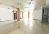 Local comercial en venta con 271m² en Cieza, Avenida Juan XXIII foto