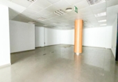 Local comercial en venta con 271m² en Cieza, Avenida Juan XXIII foto