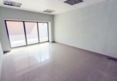 Local comercial en venta con 271m² en Cieza, Avenida Juan XXIII foto