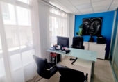 Local comercial en venta con 299m² en Arona, Calle la Marina foto
