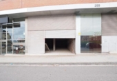 Local comercial en venta con 294m² en Tarrasa, Carrer del Doctor Cistaré foto