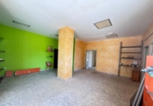90m² commercial premises for sale in Jerez, Avenida del Ejército photo