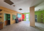90m² commercial premises for sale in Jerez, Avenida del Ejército photo