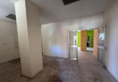 90m² commercial premises for sale in Jerez, Avenida del Ejército photo
