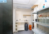Local comercial
en venda
amb 45m² a Granada, a la zona de Barri de Sant Antón, Calle Nazaríes foto