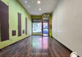 Local comercial
en venda
amb 74m² a Madrid, a la zona de San Diego, Avenida de la Paz foto