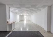 137m² locaux commerciaux pour vente à Grenade, dans le quartier de Sainte Adèle, Avenida de Dílar photo