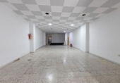 137m² locaux commerciaux pour vente à Grenade, dans le quartier de Sainte Adèle, Avenida de Dílar photo