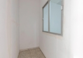 137m² locaux commerciaux pour vente à Grenade, dans le quartier de Sainte Adèle, Avenida de Dílar photo