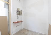 137m² locaux commerciaux pour vente à Grenade, dans le quartier de Sainte Adèle, Avenida de Dílar photo