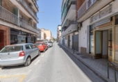 137m² locaux commerciaux pour vente à Grenade, dans le quartier de Sainte Adèle, Avenida de Dílar photo