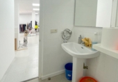 110m² commercial premises for sale in Alicante photo