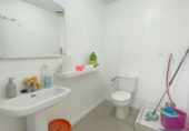 110m² commercial premises for sale in Alicante photo