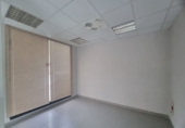 150m² offices for rent in Constantí photo