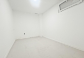 71m² commercial premises for sale in Castelló de la Plana, Puerto de castellon photo