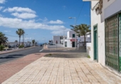 Gimnasio en venta con 105m² en Tías, Calle Libertad foto