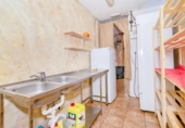 328m² commercial premises for sale in Granada, in the area of San Antón Neighborhood, Calle Neptuno photo