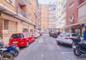 328m² commercial premises for sale in Granada, in the area of San Antón Neighborhood, Calle Neptuno photo