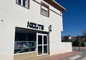 Local comercial en venta con 160m² en Escúzar, Avenida Andalucía foto