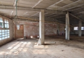 Edificio en venta con 1658m² en Monistrol de Calders, Carrer del Repetidor foto