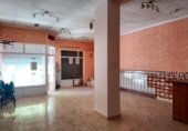 329m² locaux commerciaux pour vente à Valence, dans le quartier de Benimaclet, Calle del Doctor Vicente Zaragozá photo