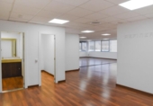 Oficina en venta con 216m² en Palma, Carrer Gremi Boneters foto