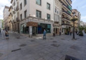 Local comercial
en venda
amb 164m² a Granada, a la zona de Barri de Sant Antón, Calle Afán de Ribera foto