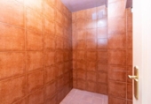 Local comercial
en venda
amb 164m² a Granada, a la zona de Barri de la Magdalena, Calle Párraga foto