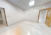 Oficines
en venda
amb 234m² a Sevilla, a la zona de Los Remedios foto