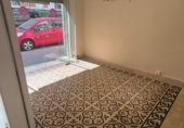  locaux commerciaux pour location à Séville, dans le quartier de Les Remedios photo