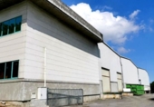 Nave Industrial en alquiler con 2700m² en Barreda foto