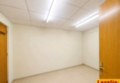 400m² warehouse industrial for rent in Santander photo