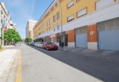 Local comercial
en venda
amb 62m² a Sevilla, a la zona de Doctor Barraquer-Grup Renfe-Policlínic, Calle Maimónides foto