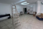 138m² commercial premises for sale in Almeria, photo