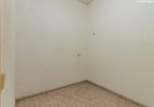 Local comercial en venta en Madrid foto