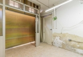 Local comercial en venta en Madrid foto