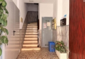 Local comercial en venta en Madrid foto