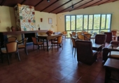 Hotel en venta con 2000m² en Galaroza foto