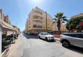 Local comercial en venta con 2800m² en Torrevieja foto